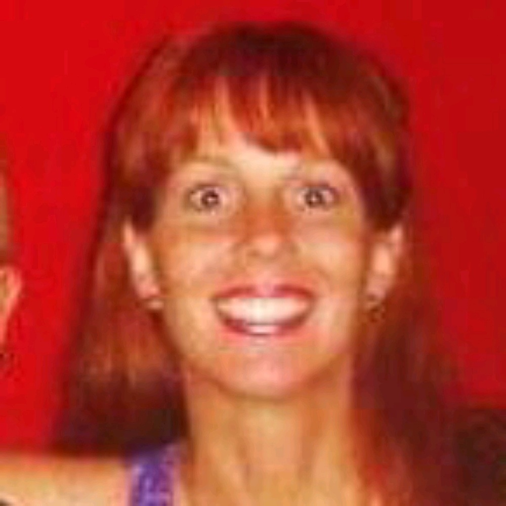 Meet your Posher, Carrie